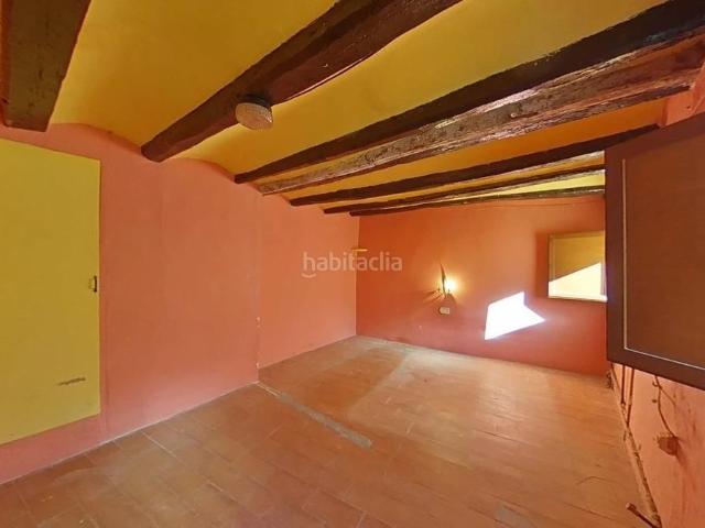Piso en venta en Cornudella de Montsant. Chalet adosado en venta en calle Vileta. Pisos Cornudella de.