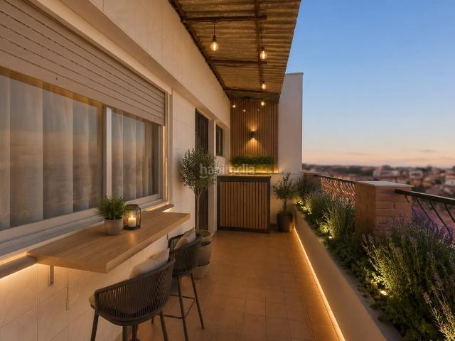 Piso en venta en Cornellà de Llobregat, Almeda El Corte Inglés. Precioso Atico junto al Corte Ingles. Pisos Cornellà de.