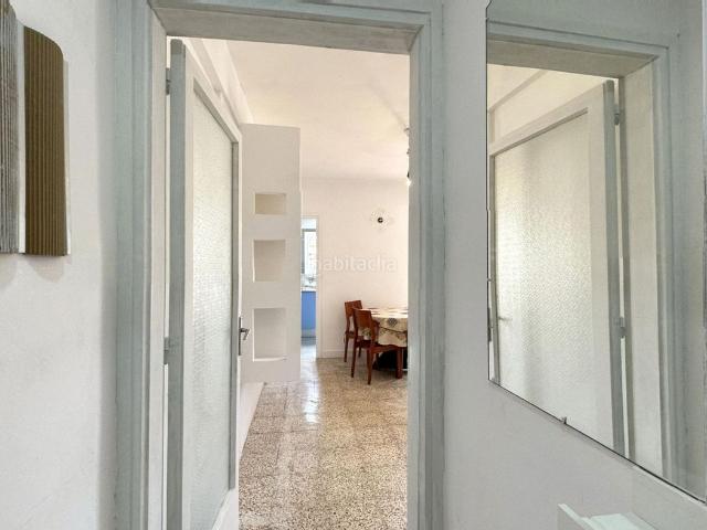 Piso en venta en Cornellà de Llobregat, Almeda El Corte Inglés. Vivienda exclusiva con balcón y luz natural en Almeda Cornellà de Llobregat. Pisos Cornellà de.