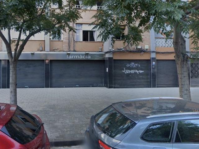 Piso en venta en Cornellà De Llobregat, Avda republica argentina