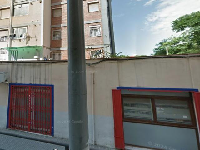 Piso en venta en Cornellà De Llobregat, Calle bruc