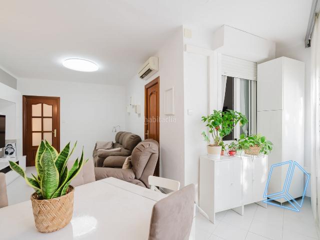 Piso en venta en Cornellà de Llobregat, Centre. TRES HABITACIONES. Pisos Cornellà de.