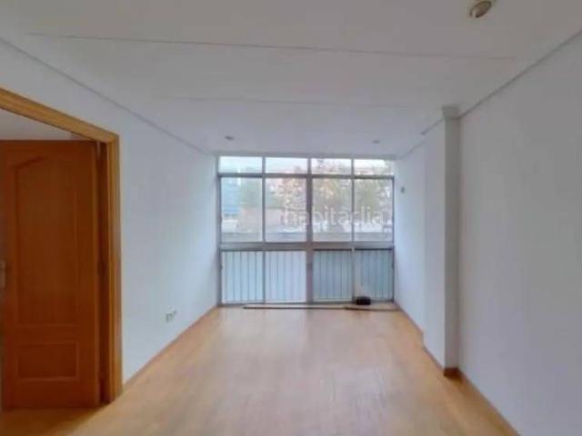Piso en venta en Cornellà de Llobregat, La Gavarra. OPORTUNIDAD! VIVIEDNA ALQUILADA EN C BONESTAR. Pisos Cornellà de.