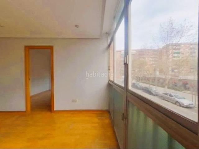 Piso en venta en Cornellà de Llobregat, La Gavarra. ALQUILADO A LA VENTA EN CORNELLÁ. Pisos Cornellà de.
