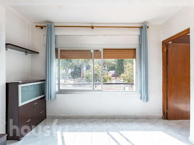 Piso en venta en Cornellà de Llobregat, La Gavarra. Pisos Cornellà de.