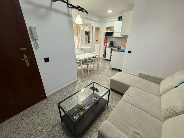 Piso en venta en Cornellà de Llobregat, Riera. Piso luminoso en excelente ubicación en Cornellà de Llobregat. Pisos Cornellà de.