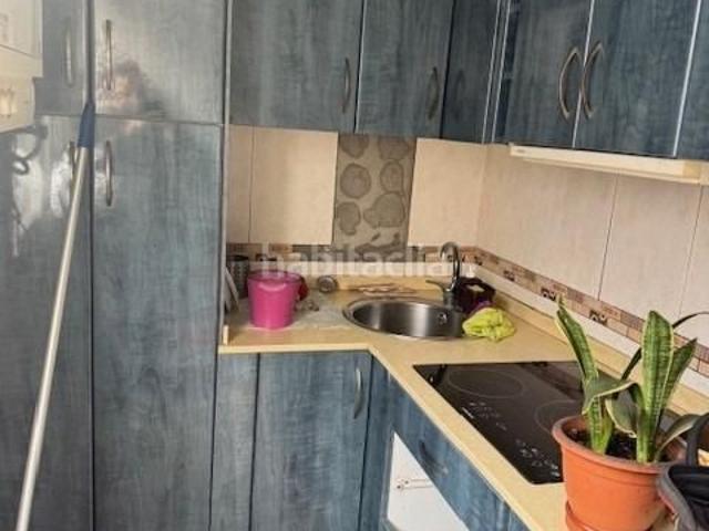 Piso en venta en Cornellà de Llobregat, Sant Ildefons. Oportunidad de Inversión Inmueble Sin Posesión. Pisos Cornellà de.