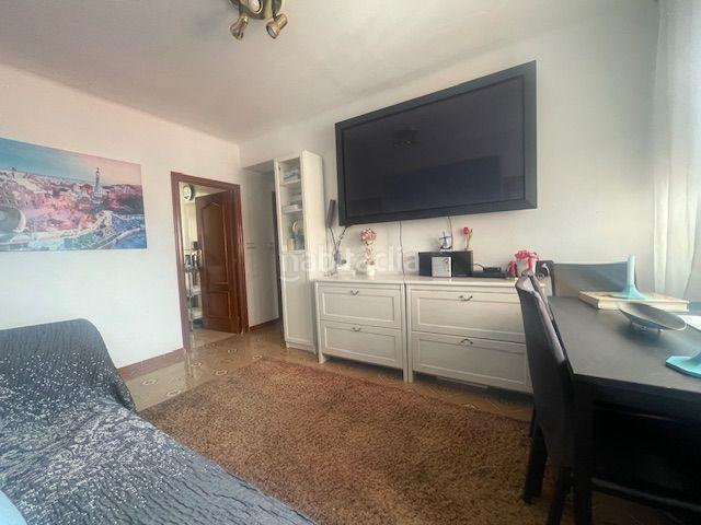 Piso en venta en Cornellà de Llobregat, Sant Ildefons. Oportunidad en Cornellá. Pisos Cornellà de.