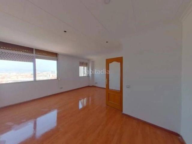 Piso en venta en Cornellà de Llobregat, Sant Ildefons. OPORTUNIDAD INVERSION! PISO ALQUILADO. Pisos Cornellà de.