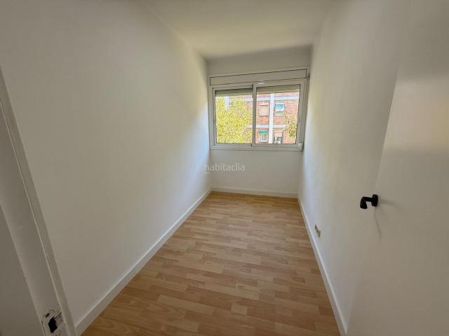 Piso en venta en Cornellà de Llobregat, Sant Ildefons. Acogedor piso reformado en Sant Ildefonso. Pisos Cornellà de.