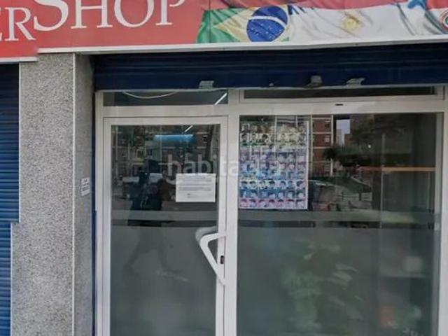 Piso en venta en Cornellà de Llobregat, Sant Ildefons. Cornellà de Llobregat, Barcelona. EN RENTABILIDAD se vende alquilado, no se puede visitar ni hipotecar. Pisos Cornellà de.