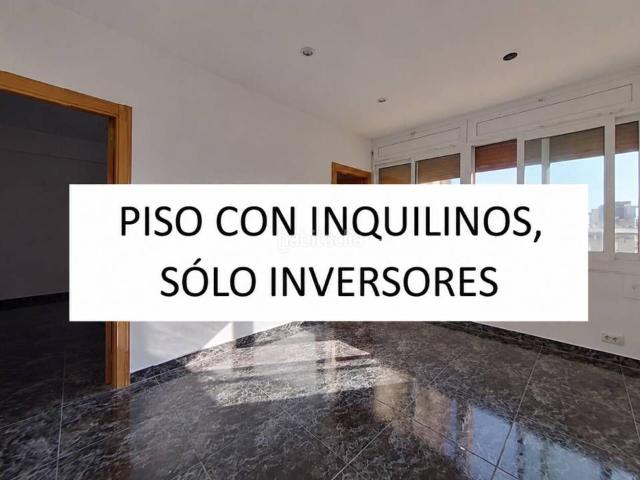 Piso en venta en Cornellà de Llobregat, Sant Ildefons. Piso ALQUILADO en venta en avda Sant Ildefons. Pisos Cornellà de.