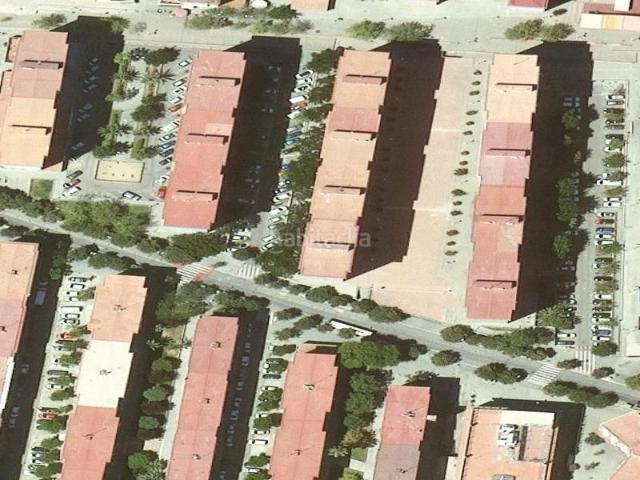 Piso en venta en Cornellà de Llobregat, Sant Ildefons. Piso en Calle Acacia en Cornella de Llobregat, Barcelona. Pisos Cornellà de.