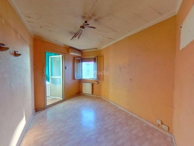 Piso en venta en Cornellà de Llobregat, Sant Ildefons. Piso en venta en calle Arç. Pisos Cornellà de.