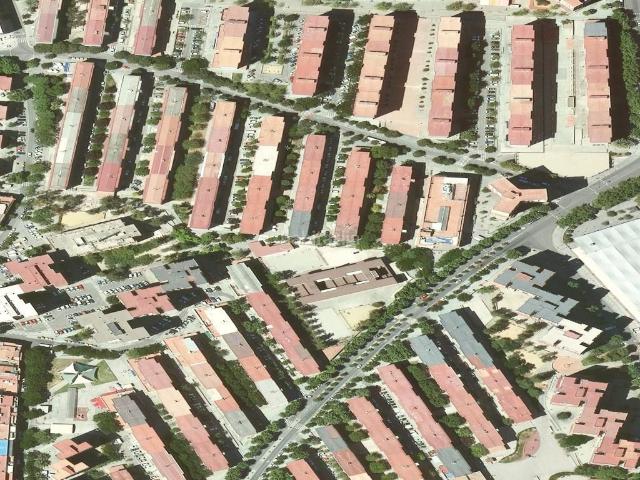 Piso en venta en Cornellà de Llobregat, Sant Ildefons. Piso en venta en calle Bruc. Pisos Cornellà de.