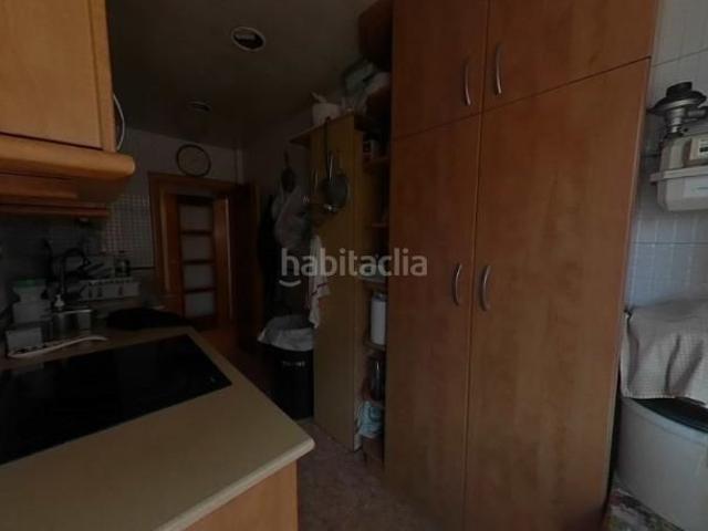 Piso en venta en Cornellà de Llobregat, Sant Ildefons. Piso en venta en calle Freixe. Pisos Cornellà de.