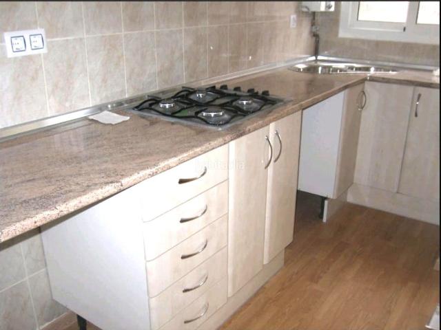 Piso en venta en Cornellà de Llobregat, Sant Ildefons. PLANTA REFORMADA 2 HABITACIONES SE VENDE CON INQUILINOS. Pisos Cornellà de.