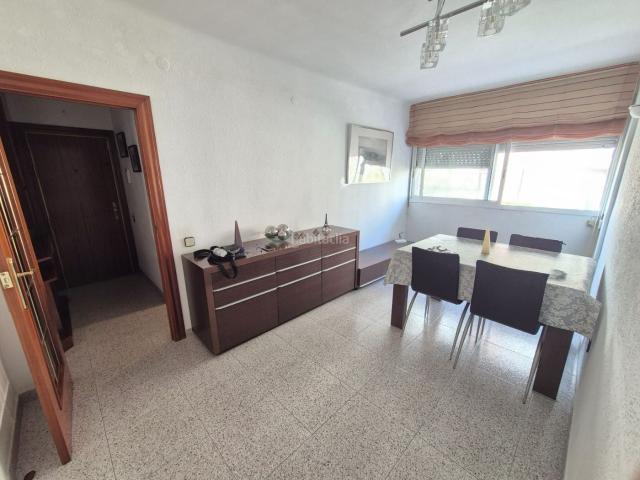 Piso en venta en Cornellà de Llobregat, Sant Ildefons. Precioso piso para entrar a vivir. Pisos Cornellà de.