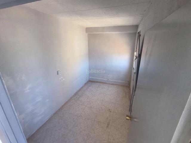 Piso en venta en Cornellà de Llobregat, Sant Ildefons. Solvia Inmobiliaria Piso Cornellà de Llobregat. Pisos Cornellà de.