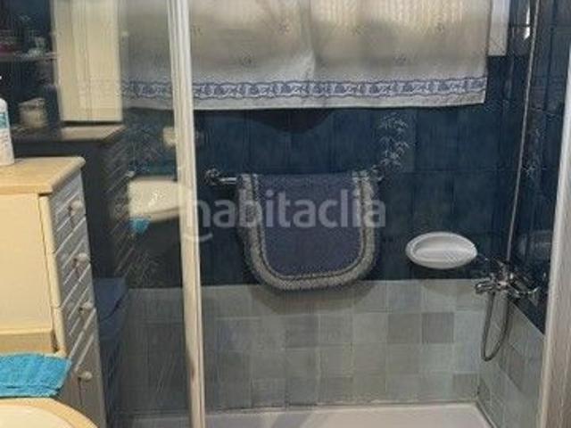 Piso en venta en Cornellà de Llobregat, Sant Ildefons. VIVIENDA DE 87M2 CON SALÓN DE 30M2, 3 HABITACIONES Y ASCENSOR. Pisos Cornellà de.