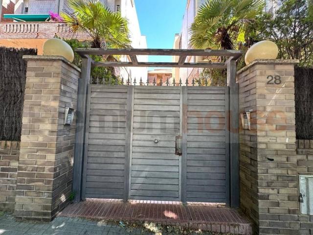 Piso en Venta en Corbera de Llobregat