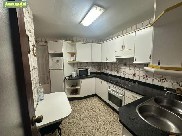 Piso en venta en Córdoba, Casco Histórico Ribera San Basilio. ESTUPENDO PISO EN LA ZONA DE SAN PEDRO. Pisos.
