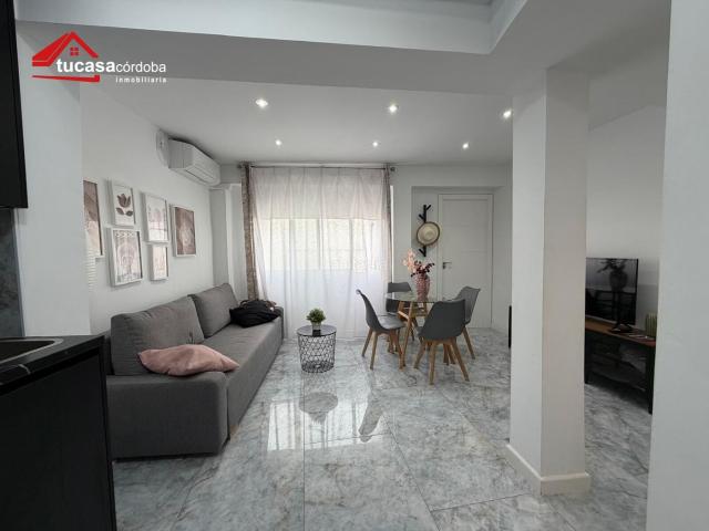 Piso en venta en Córdoba, Casco Histórico Ribera San Basilio. INVERSIÓN EN SAN BASILIO PISO CON LICENCIA TURÍSTICA VUT 2 HABITACIONES TRASTERO ALTA RENTABILIDAD. Pisos.