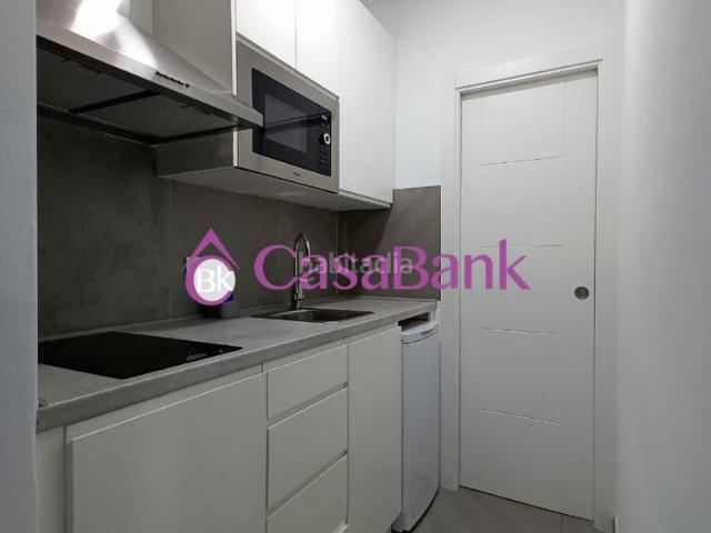 Piso en venta en Córdoba, Casco Histórico Ribera San Basilio. Ref. 27900 Zona Fleming, en plena AVENIDA. Precioso piso y loft en conjunto una sola finca registral, piso con acceso desde el po.