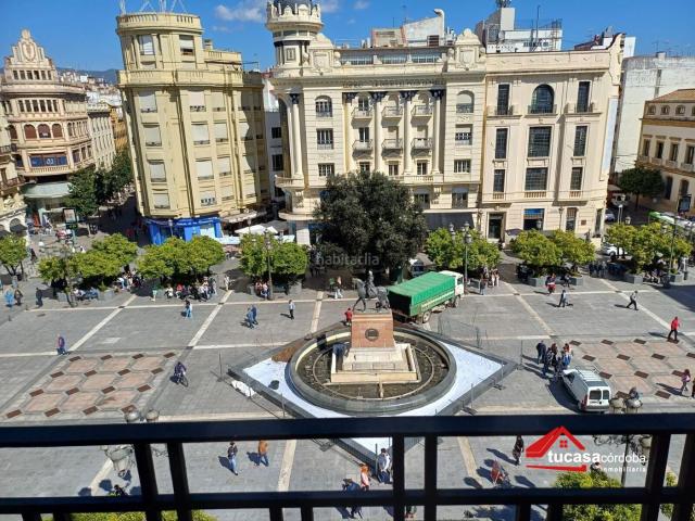 Piso en venta en Córdoba, Centro. MAGNÍFICO PISO SEÑORIAL EN PLENO CENTRO DE CÓRDOBA. Pisos.