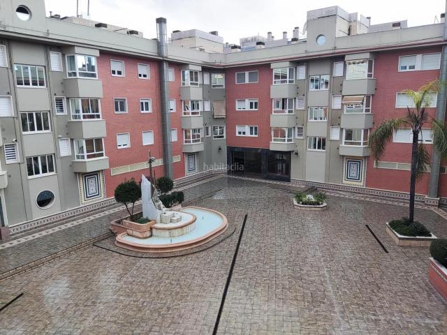 Piso en venta en Córdoba, Santa Rosa Valdeolleros. Gran Capitán!. Pisos.