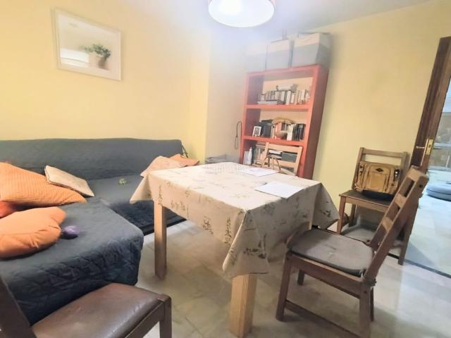 Piso en venta en Córdoba, Santa Rosa Valdeolleros. ¡Tu nuevo hogar te espera en Santa Rosa!. Pisos.