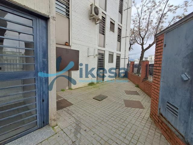 Piso en venta en Córdoba, Sector Sur. Piso en el Sector Sur. Próximo al campo de futbol. Pisos.