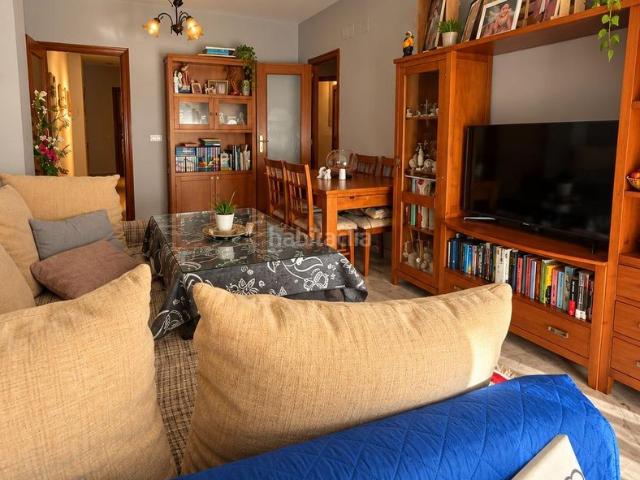Piso en venta en Coria del Río. LUMINOSO PISO DE 3 DORMITORIOS EN CORIA DEL RÍO LISTO PARA ENTRAR A VIVIR. Pisos Coria del.