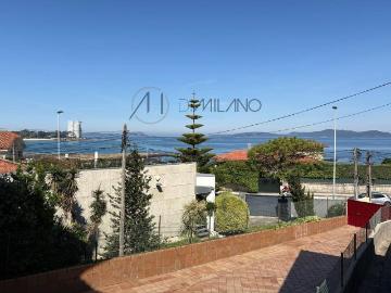 Piso en Venta en Coruxo Oia Saiáns