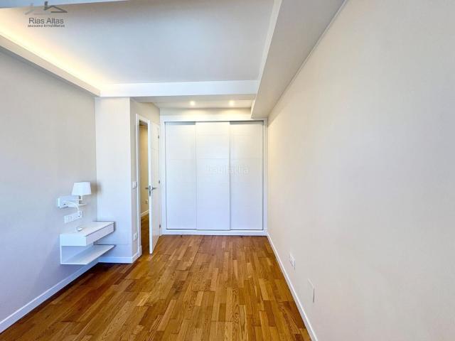 Piso en venta en Coruña A, Ensanche. Un refugio urbano con alma y luz en el corazón de San Andrés. Pisos Coruña.