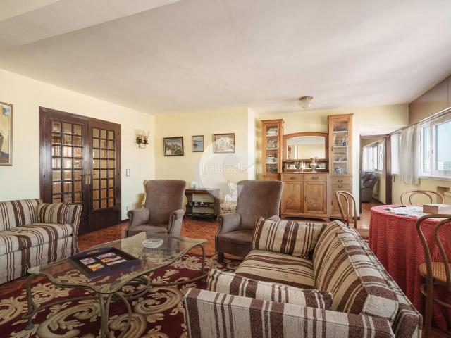 Piso en venta en Coruña A, San Pablo Juan Flórez. EXCLUSIVA PROPIEDAD EN PLENO CENTRO DE A CORUñA. ESPACIO, LUZ Y POSIBILIDADES úNICAS VENTA YO ALQUILER PARA ESTUDIANTES DE OCTUBRE. Pisos Coruña.