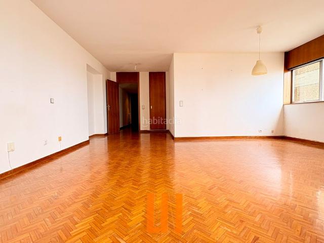 Piso en venta en Coruña A, San Pablo Juan Flórez. PISO DE 4 DORMITORIOS CON PLAZA DE GARAJE. Pisos Coruña.