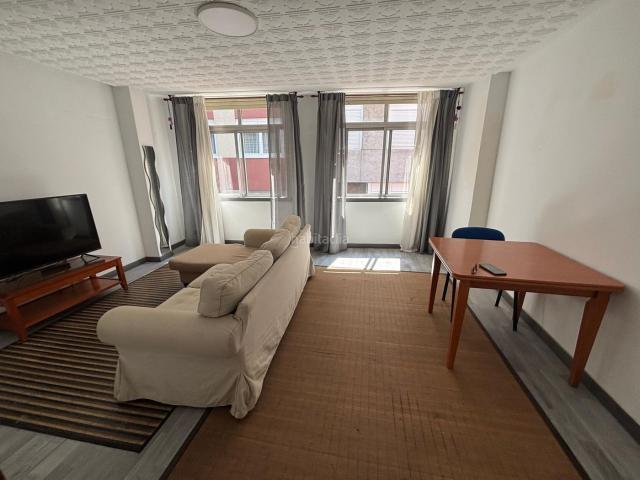 Piso en venta en Coruña A, Sagrada Familia. Pisos Coruña.