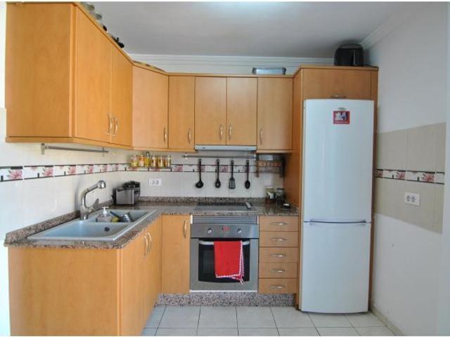Piso en venta en Cruce de Arinaga con inquilino