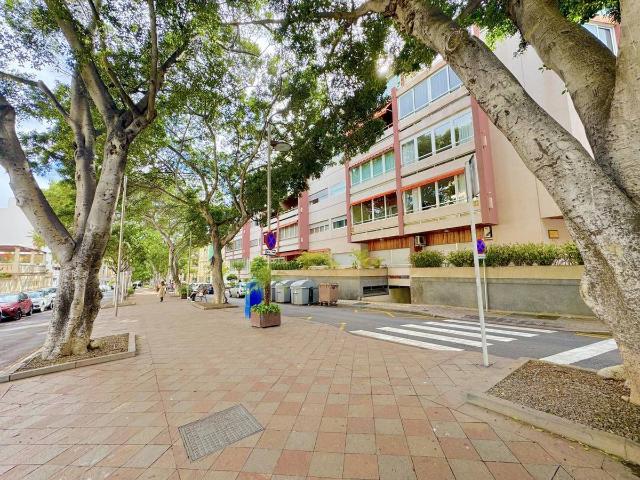 Piso en Venta en Duggi Rambla Los Hoteles