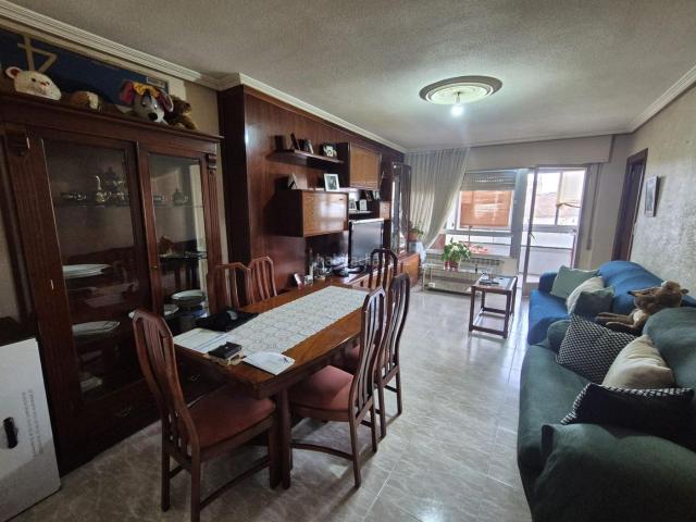 Piso en venta en Dueñas. PISO EN VENTA EN DUEÑAS, PALENCIA. Pisos.