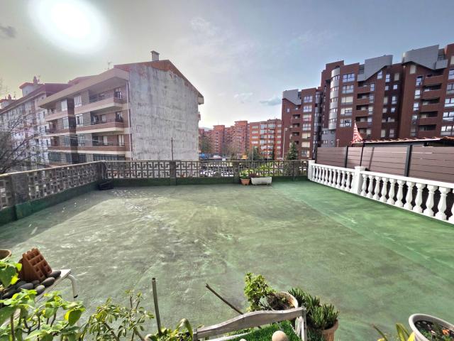 Piso en venta en Durango. Piso con terraza espectacular. Pisos.