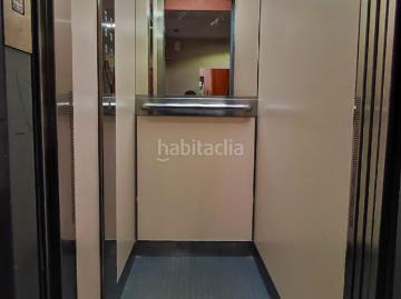 Piso en venta en Durango. Vivienda céntrica reformada en edificio con fachada ventilada y ascensor. Pisos.