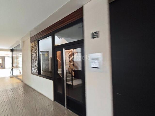 Piso en venta en Durango. Vivienda céntrica reformada en edificio con fachada ventilada y ascensor. Pisos.