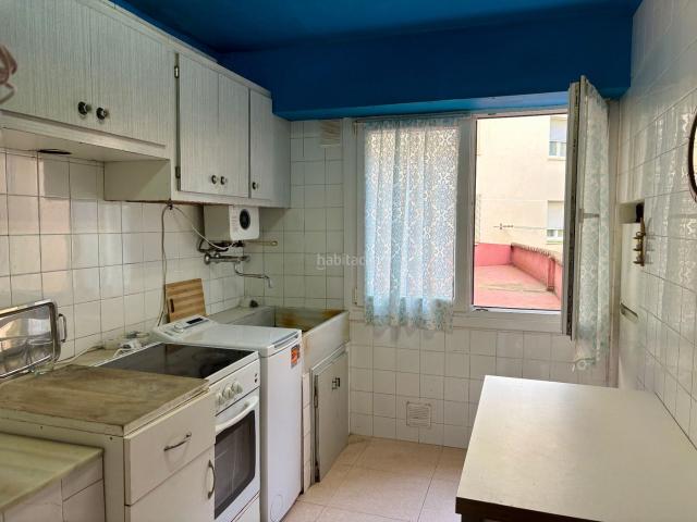 Piso en venta en Deba. APARTAMENTO DE 2 HABITACIONES EN CALLE ASTILLERO, DEBA. Pisos.