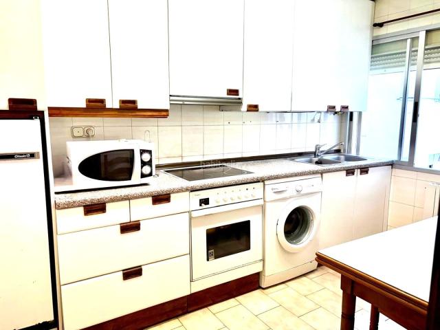 Piso en venta en Deba. Piso de 2 Habitaciones, muy luminoso. Pisos.