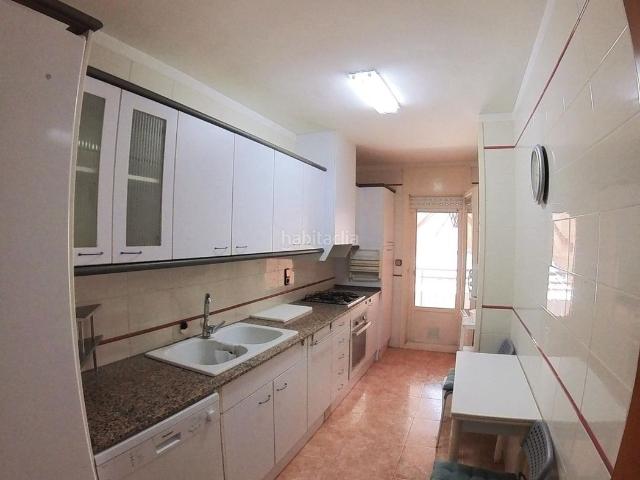 Piso en venta en Deltebre Costa Dorada. Piso amueblado de 3 habitaciones con dos terrazas y trastero en Deltebre. Pisos.