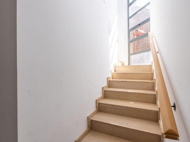 Piso en venta en Deltebre Costa Dorada. Piso listo para entrar a vivir en Deltebre con parking y piscina comunitaria. Pisos.