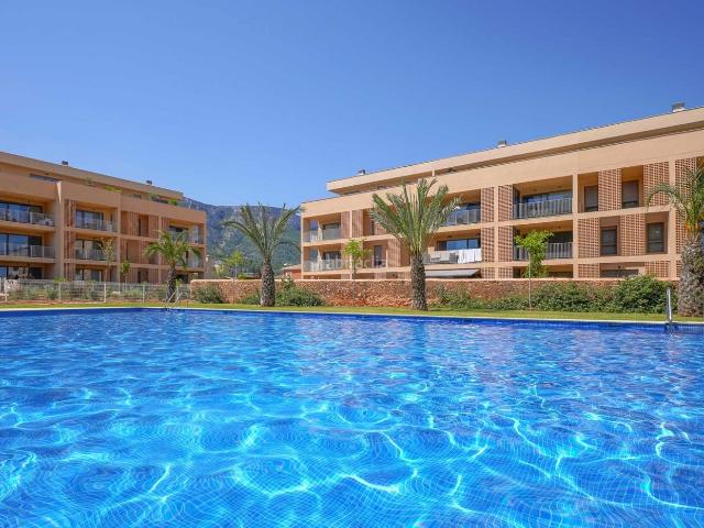 Piso en venta en Dénia, El Montgó. Esta planta baja a estrenar destaca por su disentildeo moderno, alta eficiencia energeacutetica y una ubicacioacuten excelente.Su. Pisos.