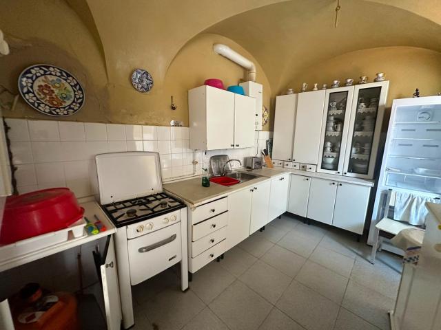 Piso en venta en Don Benito. VENTA DE PISO EN PLANTA BAJA CERCANO A LA PLAZA DE ESPAÑA DE DON BENITO. Pisos Don.